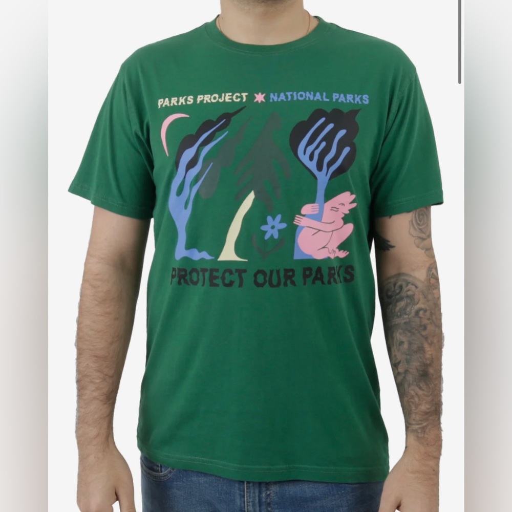 Parks Project x Urban Outfitters Protect Our Parks Tree Hugger Shirt NWT Large